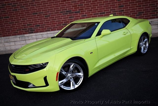 2019 Chevrolet Camaro 2dr Coupe 1LT - 22688530 - 4