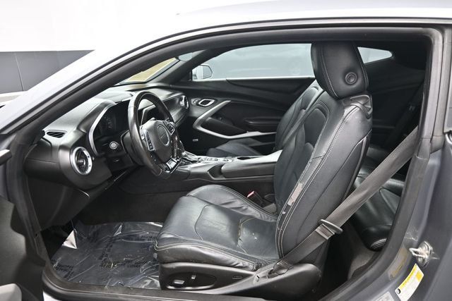 2019 Chevrolet Camaro 2dr Coupe 1LT - 23009958 - 9