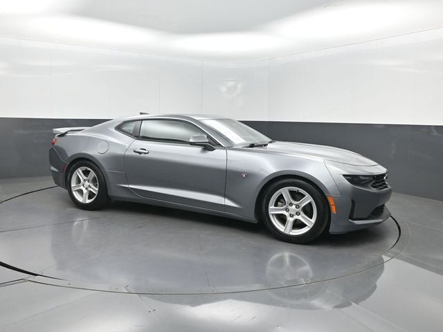 2019 Chevrolet Camaro 2dr Coupe 1LT - 23009958 - 24