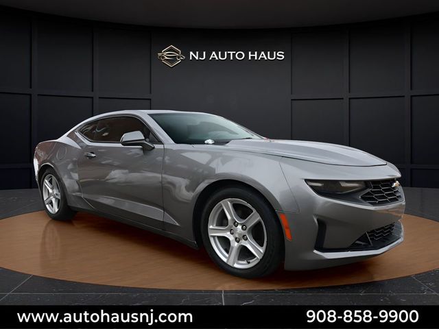 2019 Chevrolet Camaro 2dr Coupe 1LT - 22980229 - 0