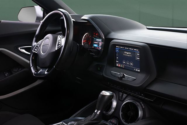 2019 Chevrolet Camaro 2dr Coupe 1LT - 22980229 - 20