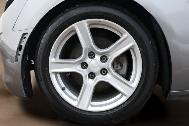 2019 Chevrolet Camaro 2dr Coupe 1LT - 22980229 - 28