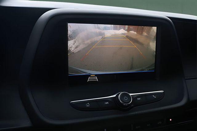 2019 Chevrolet Camaro 2dr Coupe 1LT - 22980229 - 32