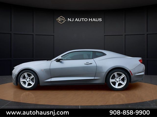 2019 Chevrolet Camaro 2dr Coupe 1LT - 22980229 - 4