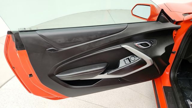 2019 Chevrolet Camaro 2dr Coupe 1LT - 22944666 - 9