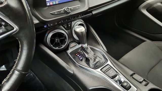 2019 Chevrolet Camaro 2dr Coupe 1LT with Upgraded Engine - 22944666 - 15