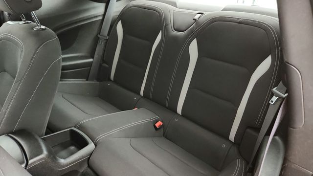 2019 Chevrolet Camaro 2dr Coupe 1LT with Upgraded Engine - 22944666 - 20
