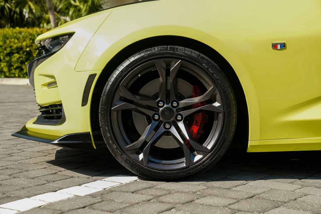 2019 Chevrolet Camaro 2dr Coupe 1SS - 22938065 - 13