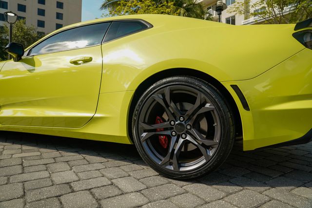 2019 Chevrolet Camaro 2dr Coupe 1SS - 22938065 - 17