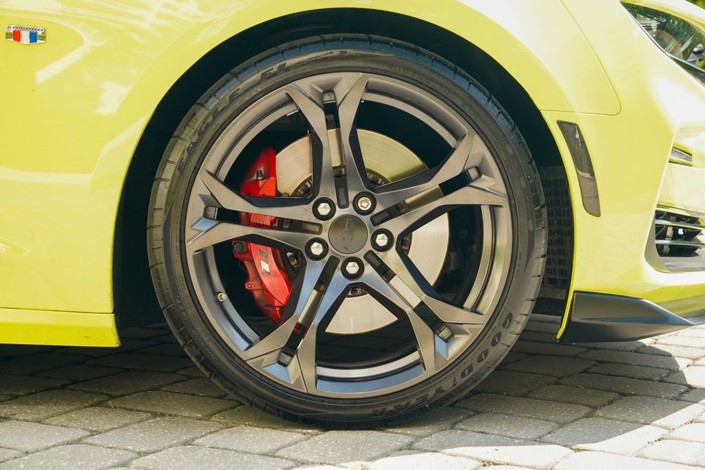 2019 Chevrolet Camaro 2dr Coupe 1SS - 22938065 - 34