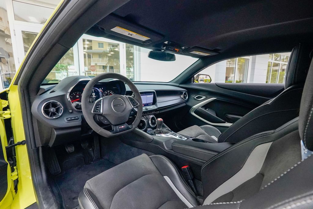 2019 Chevrolet Camaro 2dr Coupe 1SS - 22938065 - 56