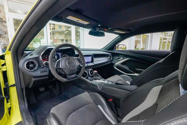 2019 Chevrolet Camaro 2dr Coupe 1SS - 22938065 - 56