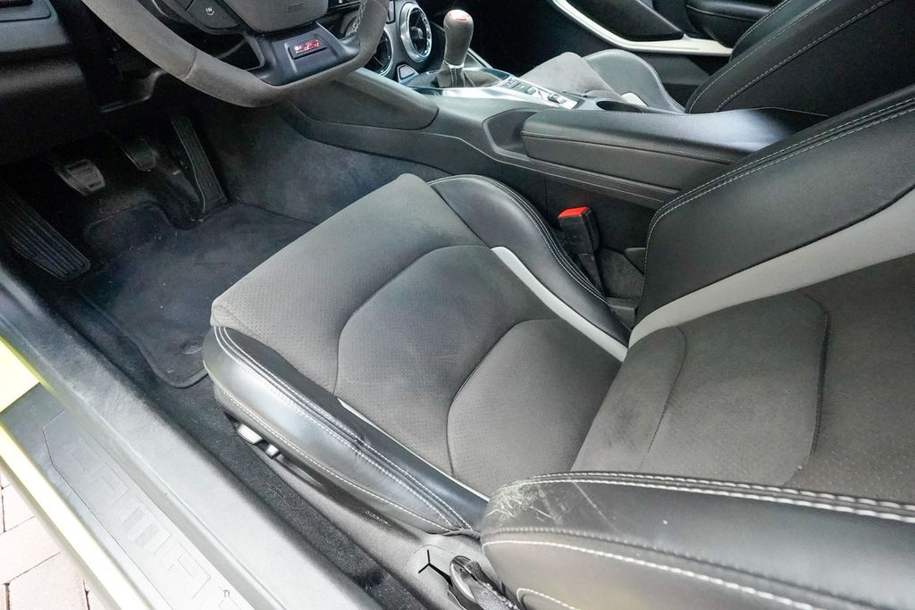 2019 Chevrolet Camaro 2dr Coupe 1SS - 22938065 - 60