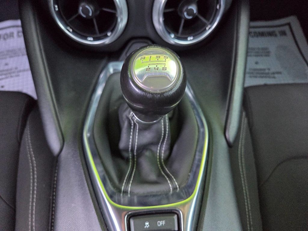 2019 Chevrolet Camaro Coupe 1LT photo 33