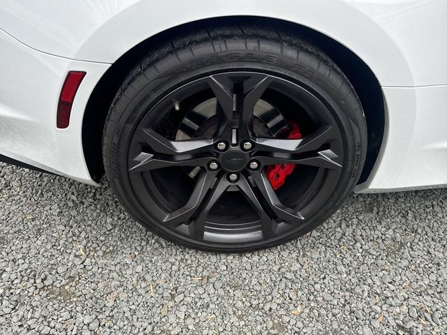 2019 Chevrolet Camaro 2dr Coupe SS w/1SS - 22957441 - 23