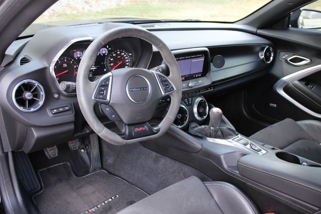 2019 Chevrolet Camaro 2dr Coupe SS w/2SS - 23087269 - 16
