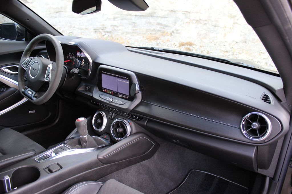 2019 Chevrolet Camaro 2dr Coupe SS w/2SS - 23087269 - 19
