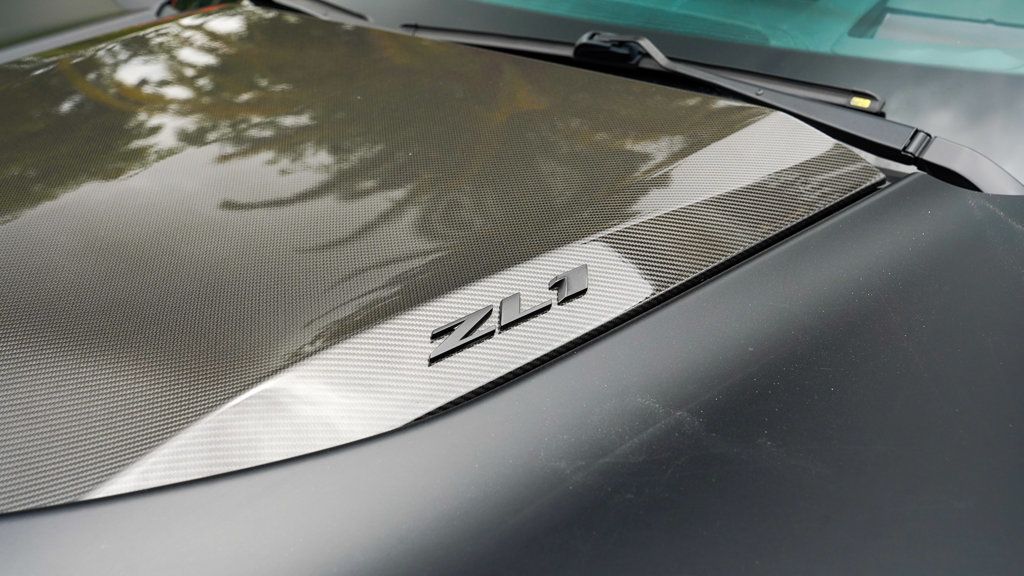 2019 Chevrolet Camaro Coupe ZL1 photo 18