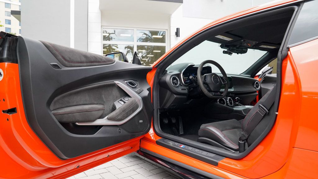 2019 Chevrolet Camaro Coupe ZL1 photo 43