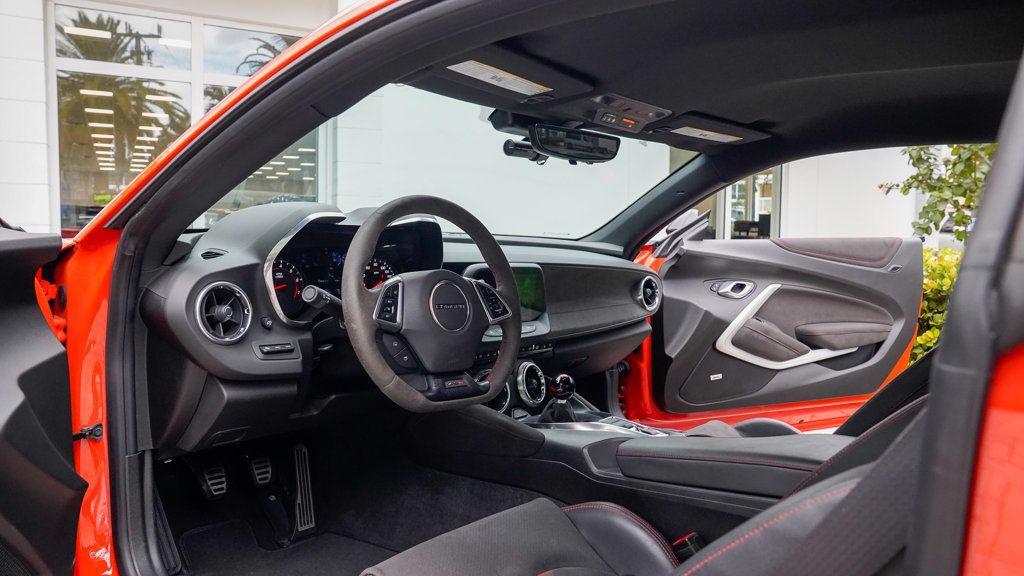 2019 Chevrolet Camaro Coupe ZL1 photo 46