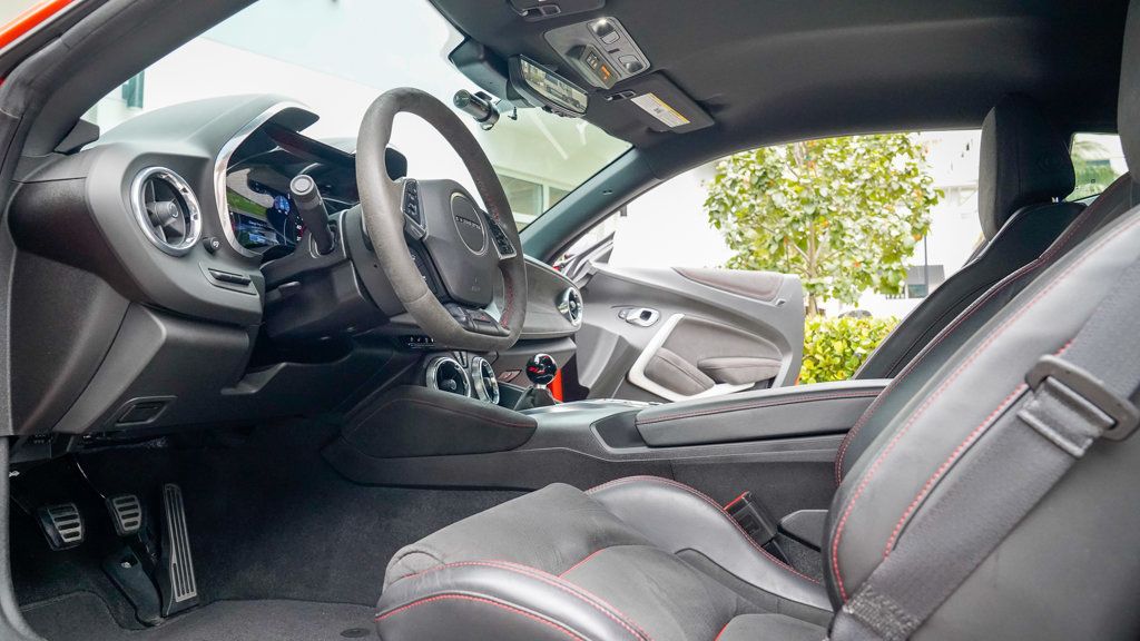 2019 Chevrolet Camaro Coupe ZL1 photo 51