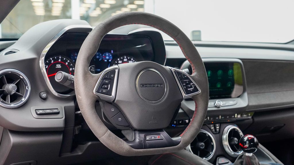 2019 Chevrolet Camaro Coupe ZL1 photo 52