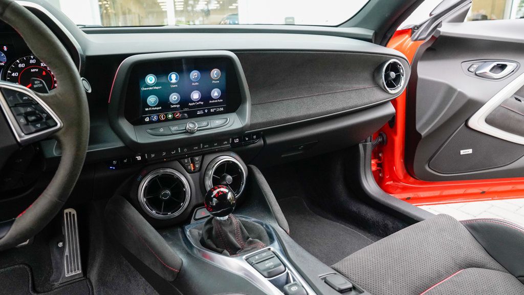 2019 Chevrolet Camaro Coupe ZL1 photo 60