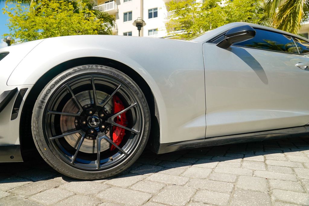 2019 Chevrolet Camaro 2dr Coupe ZL1 - 22932982 - 11
