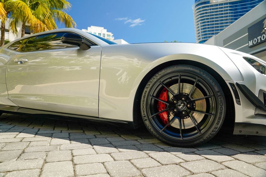 2019 Chevrolet Camaro 2dr Coupe ZL1 - 22932982 - 35