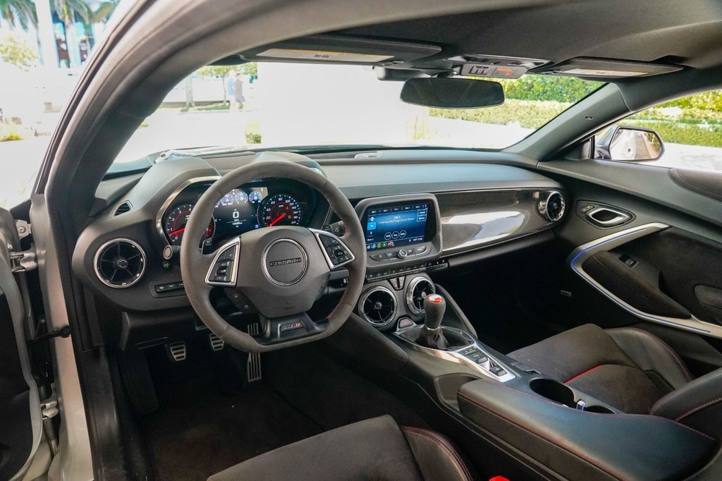 2019 Chevrolet Camaro 2dr Coupe ZL1 - 22932982 - 51