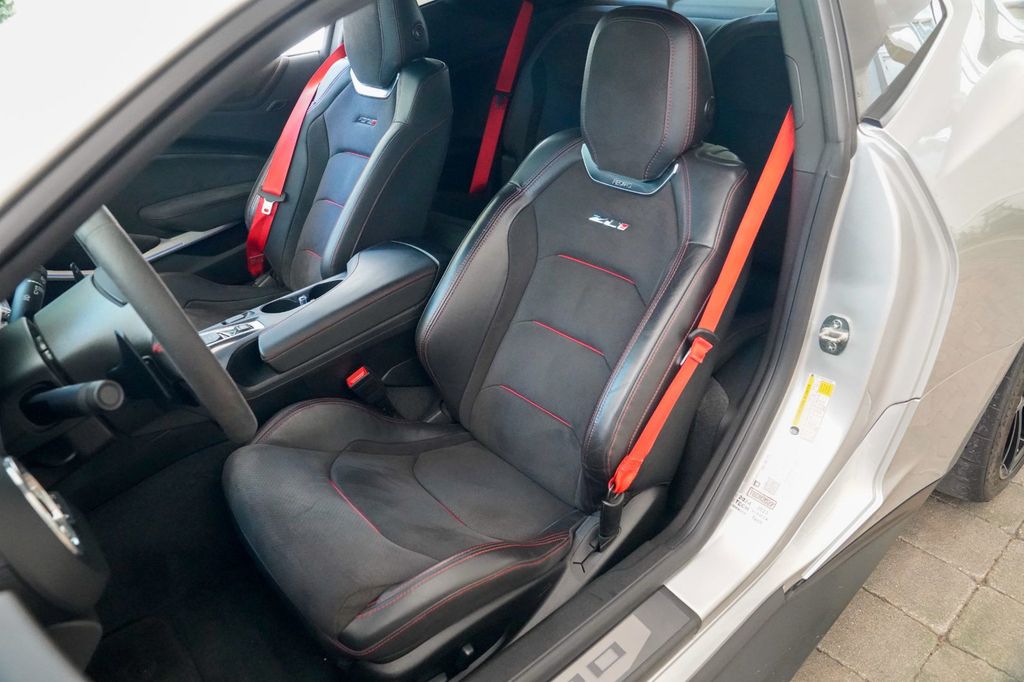 2019 Chevrolet Camaro 2dr Coupe ZL1 - 22932982 - 52