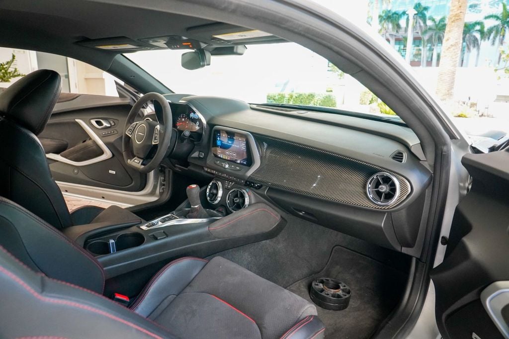 2019 Chevrolet Camaro 2dr Coupe ZL1 - 22932982 - 68
