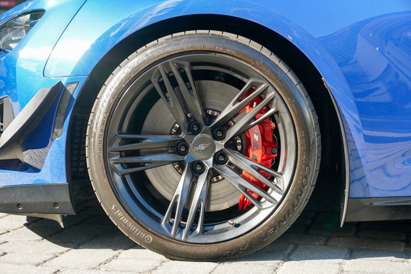 2019 Chevrolet Camaro 2dr Coupe ZL1 - 22943423 - 13