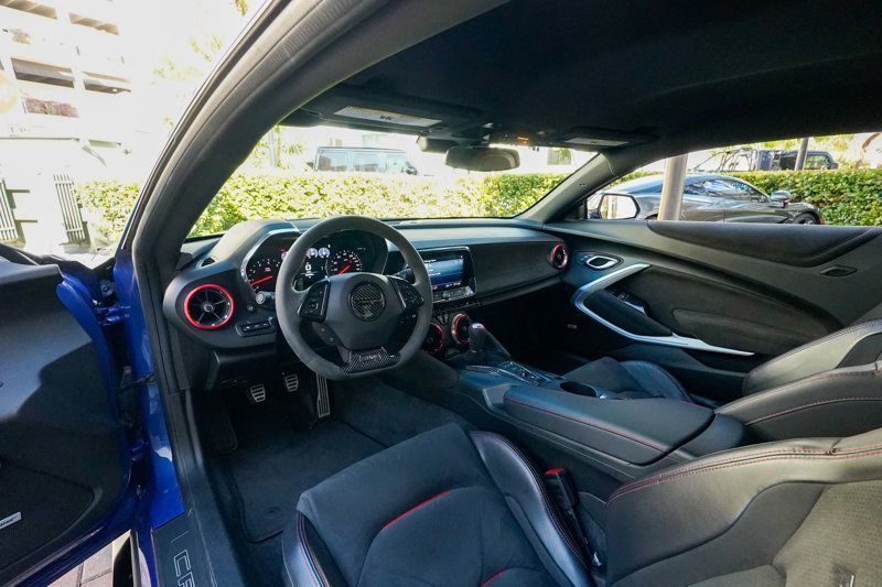 2019 Chevrolet Camaro 2dr Coupe ZL1 - 22943423 - 2