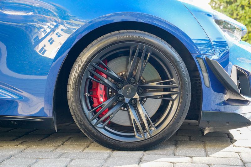 2019 Chevrolet Camaro 2dr Coupe ZL1 - 22943423 - 35