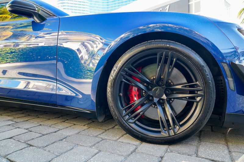 2019 Chevrolet Camaro 2dr Coupe ZL1 - 22943423 - 36