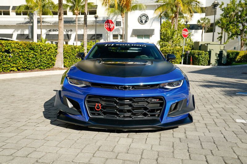 2019 Chevrolet Camaro 2dr Coupe ZL1 - 22943423 - 3