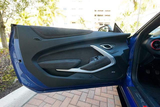 2019 Chevrolet Camaro 2dr Coupe ZL1 - 22943423 - 55