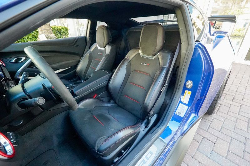 2019 Chevrolet Camaro 2dr Coupe ZL1 - 22943423 - 62