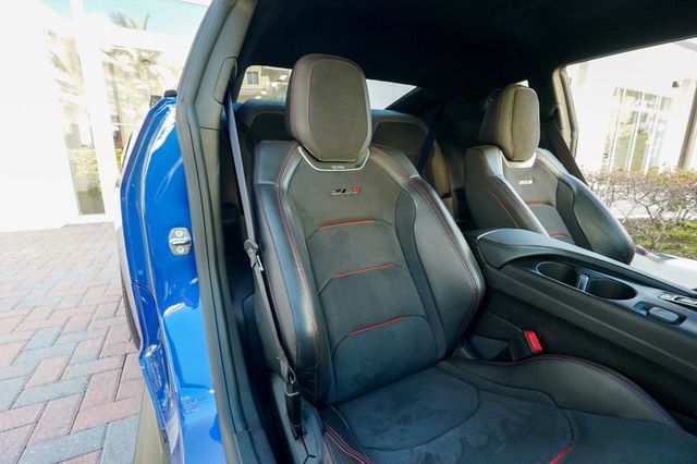 2019 Chevrolet Camaro 2dr Coupe ZL1 - 22943423 - 82
