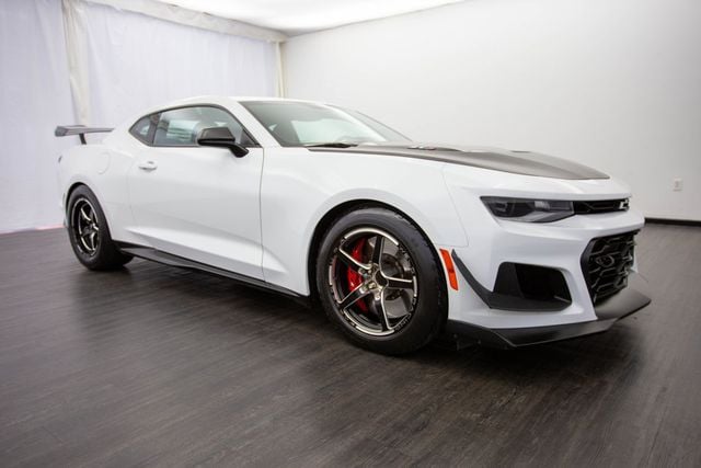 2019 Chevrolet Camaro 2dr Coupe ZL1 - 22682136 - 23