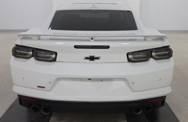2019 Chevrolet Camaro 2SS, AUTO TRANS, TOUCHSCREEN, TWO TONE LTHR, SPOILER!!! - 23072620 - 4