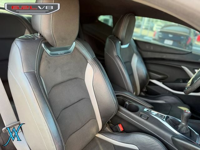 2019 Chevrolet Camaro SS Coupe 2D - 23074818 - 17