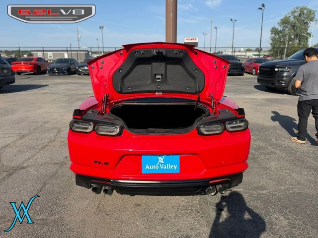 2019 Chevrolet Camaro SS Coupe 2D - 23074818 - 29