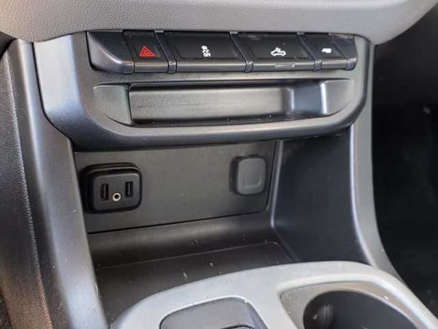 2019 Chevrolet Colorado LT - 23030879 - 16