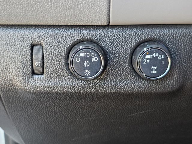2019 Chevrolet Colorado LT - 23030879 - 18