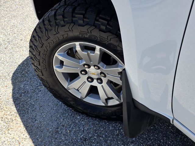 2019 Chevrolet Colorado LT - 23030879 - 26
