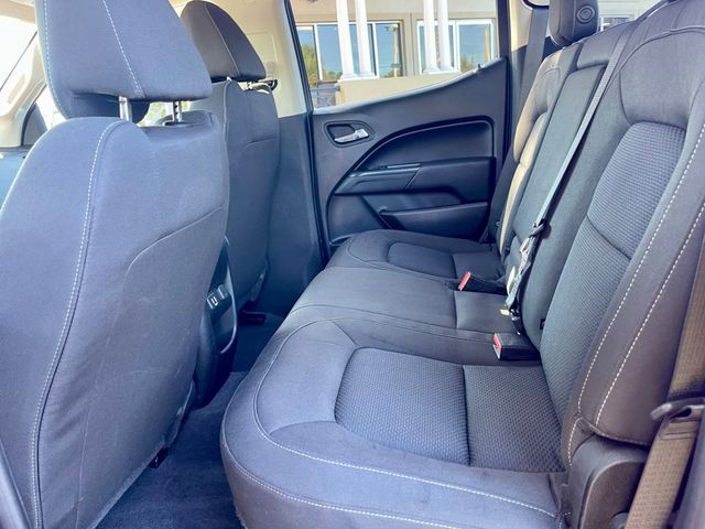 2019 Chevrolet Colorado LT WITH HARD TONNEAU BED COVER - 22905475 - 10