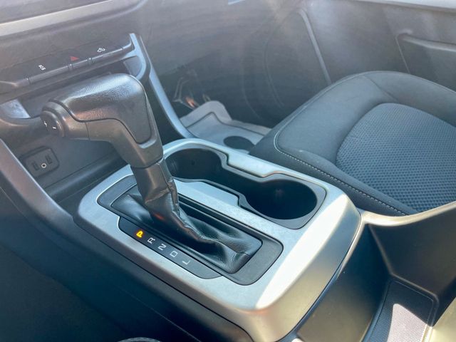 2019 Chevrolet Colorado LT WITH HARD TONNEAU BED COVER - 22905475 - 12