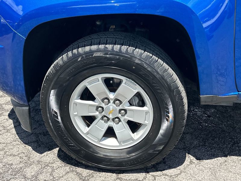 2019 Chevrolet Colorado Work Truck - 23059380 - 11